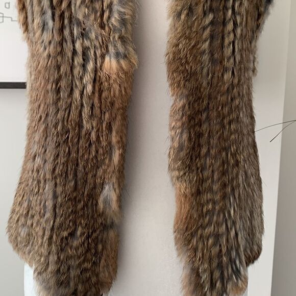 Rabbit Fur Vest jn Natural - Picture 3 of 9
